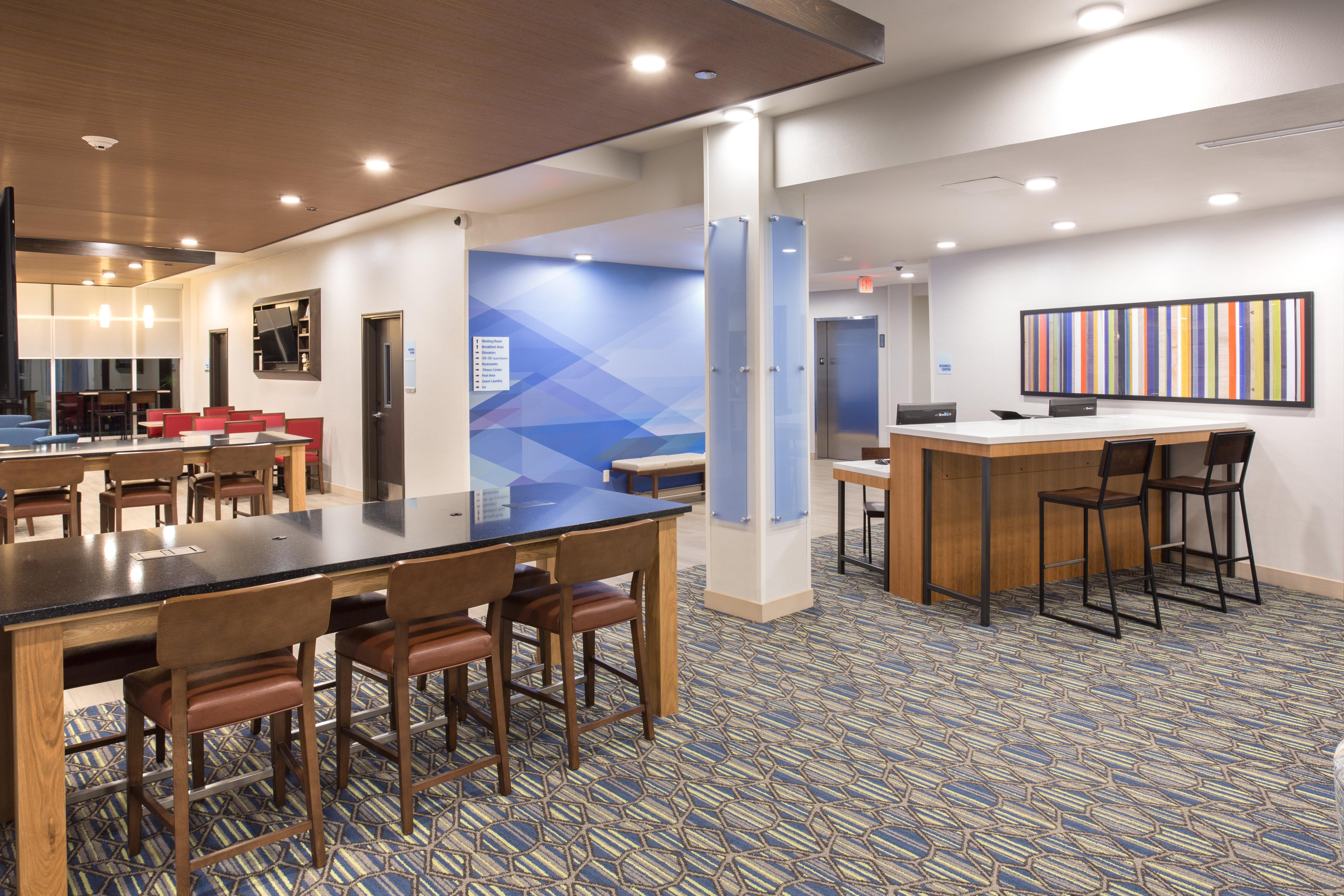 Holiday Inn Express & Suites Lincoln I - 80 By Ihg Exteriér fotografie